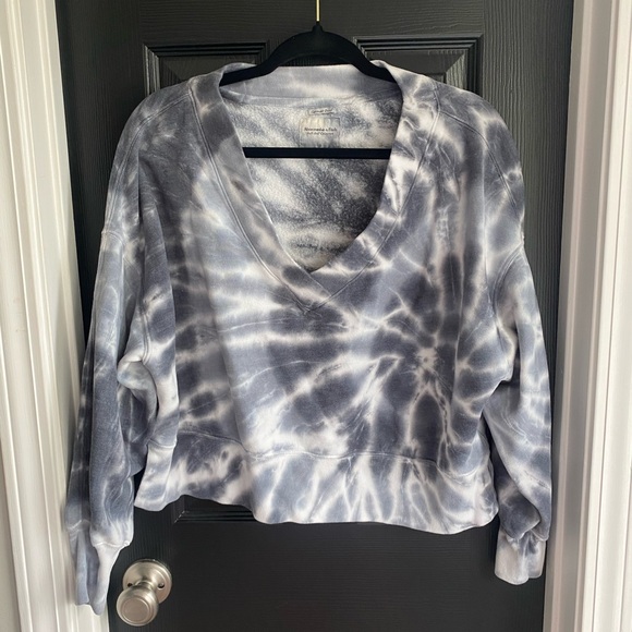 Abercrombie & Fitch Wash Effect Sharkbite V-Neck Sweatshirt Tie Dye-Size S - Picture 3 of 6